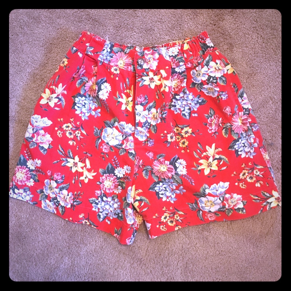 Vintage floral high waisted shorts